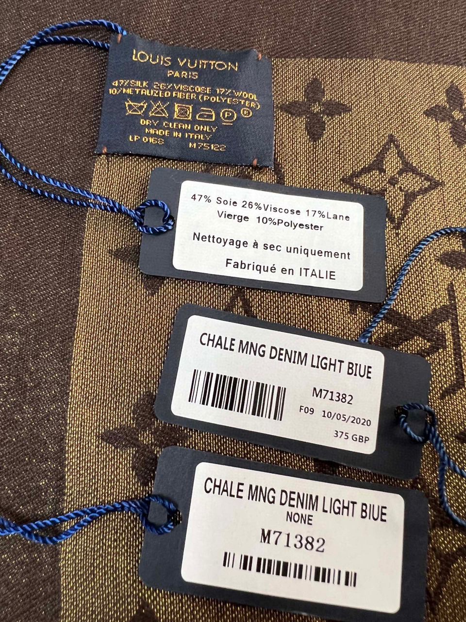 Chal Monograma Clásico LOUIS VUITTON - Imagen 9
