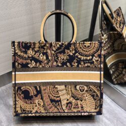 BOOK TOTE DIOR