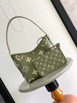 Bolso CarryAll MM LOUIS VUITTON - Imagen 4