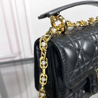 Bolso mini Dior Jolie Top Handle DIOR - Imagen 6