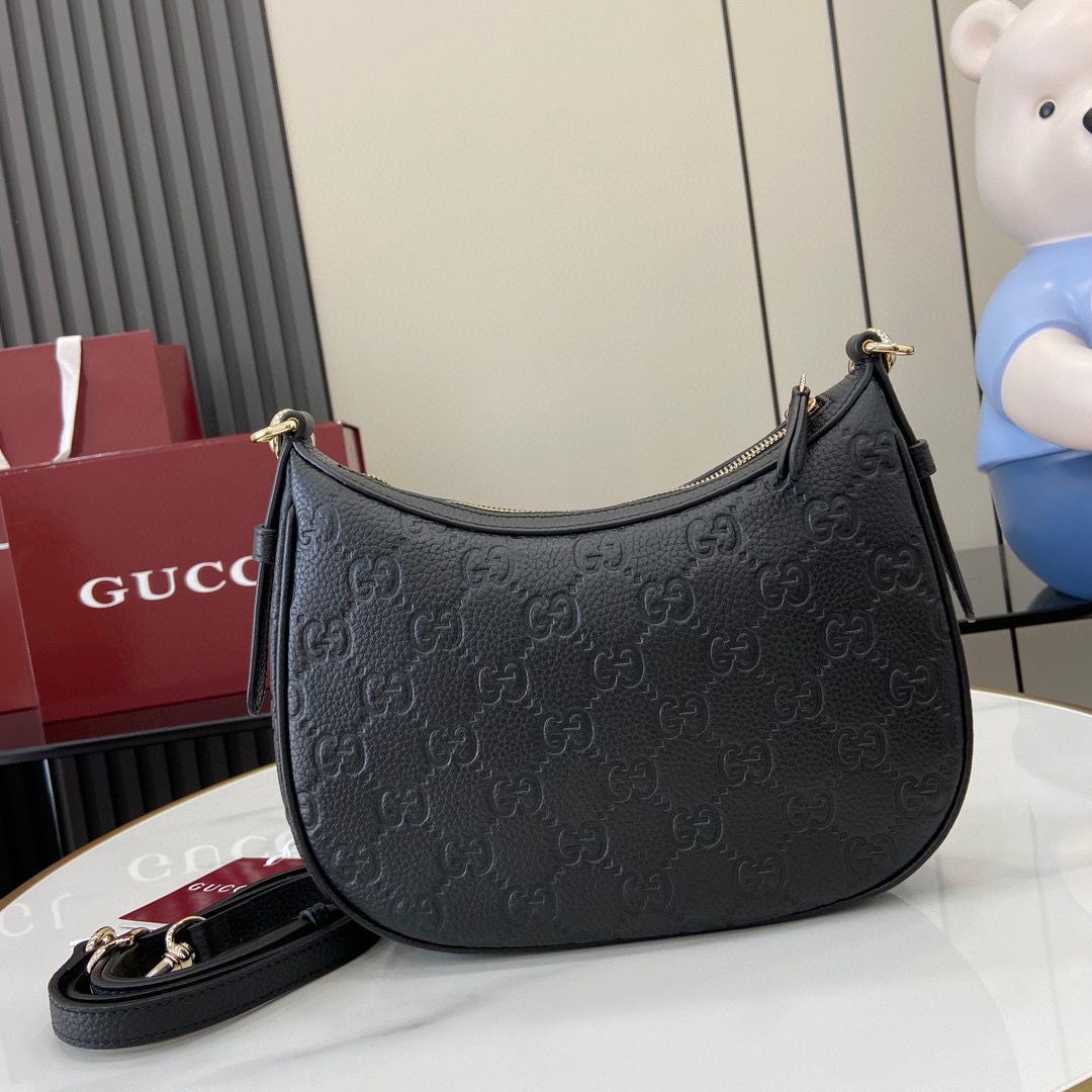 Bolso de hombro GG Emblem pequeño Gucci - Imagen 5