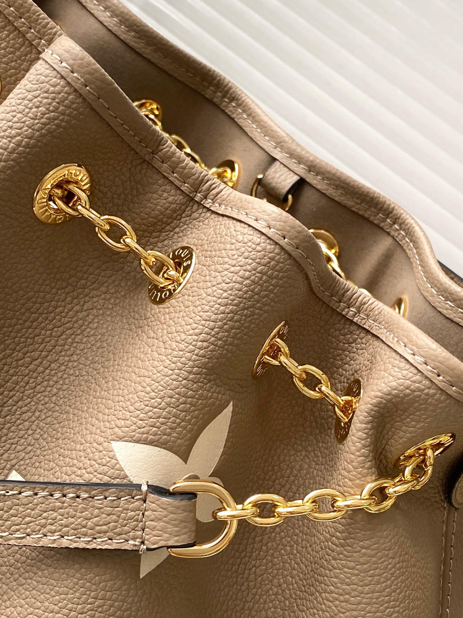 Bolso Bundle Louis Vuitton - Imagen 7