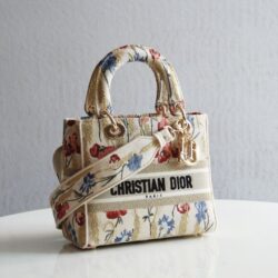 BOLSO MEDIANO LADY D-LITE DIOR