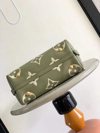 Bolso CarryAll MM LOUIS VUITTON - Imagen 5