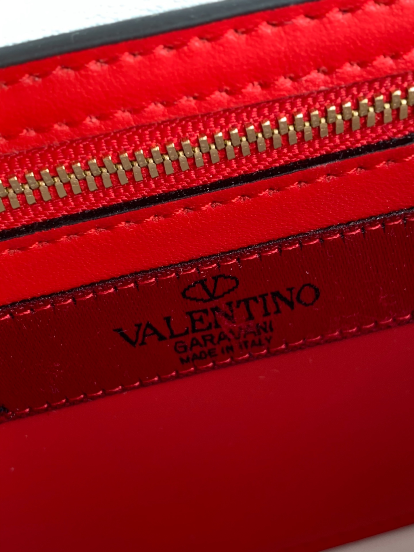 Bolso Mediano Rockstud Spike Valentino - Imagen 9