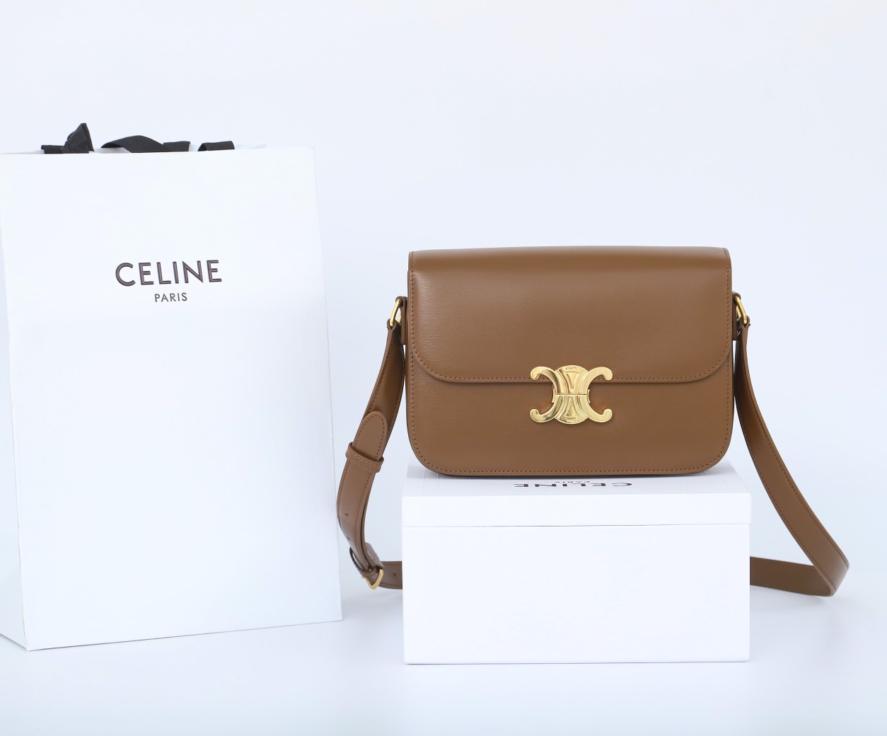 Bolso Triomphe Classique Celine