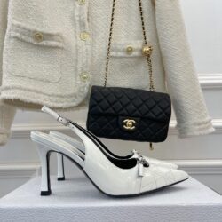 Zapato de salón slingback J'Adior