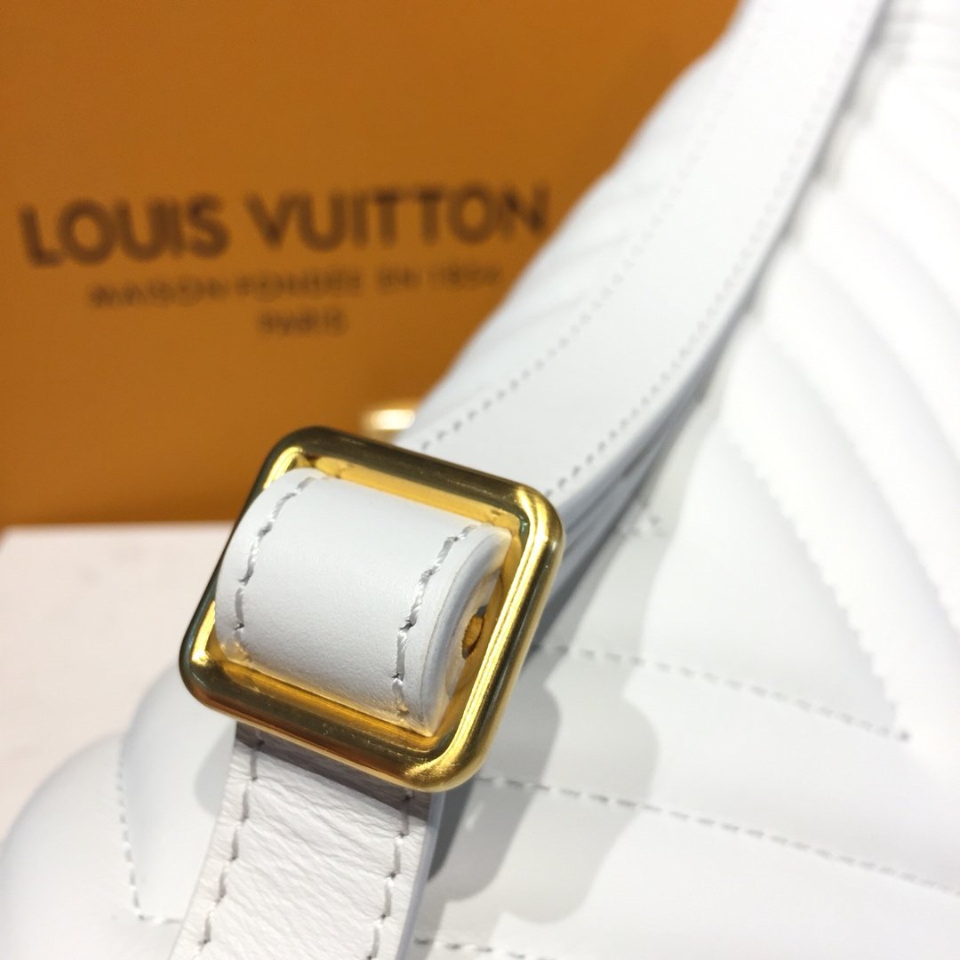 RIÑONERA NEW WAVE Louis Vuitton - Imagen 3