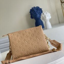 BOLSO COUSSIN PM Louis Vuitton