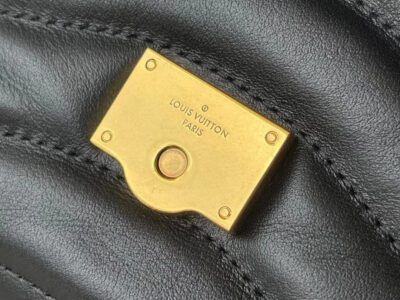 BOLSO LV NEW WAVE CHAIN Louis Vuitton - Imagen 6