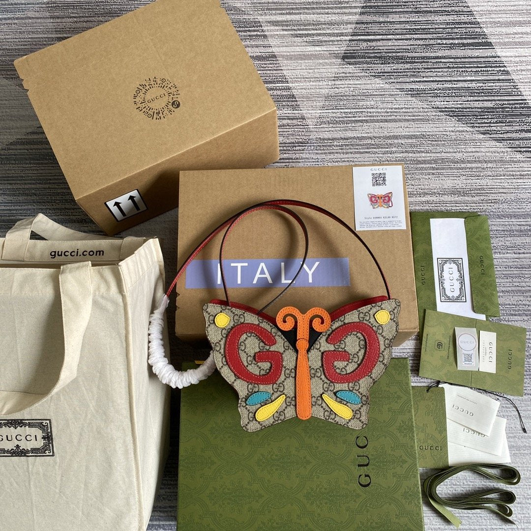 Riñonera infantil con GG y mariposa GUCCI
