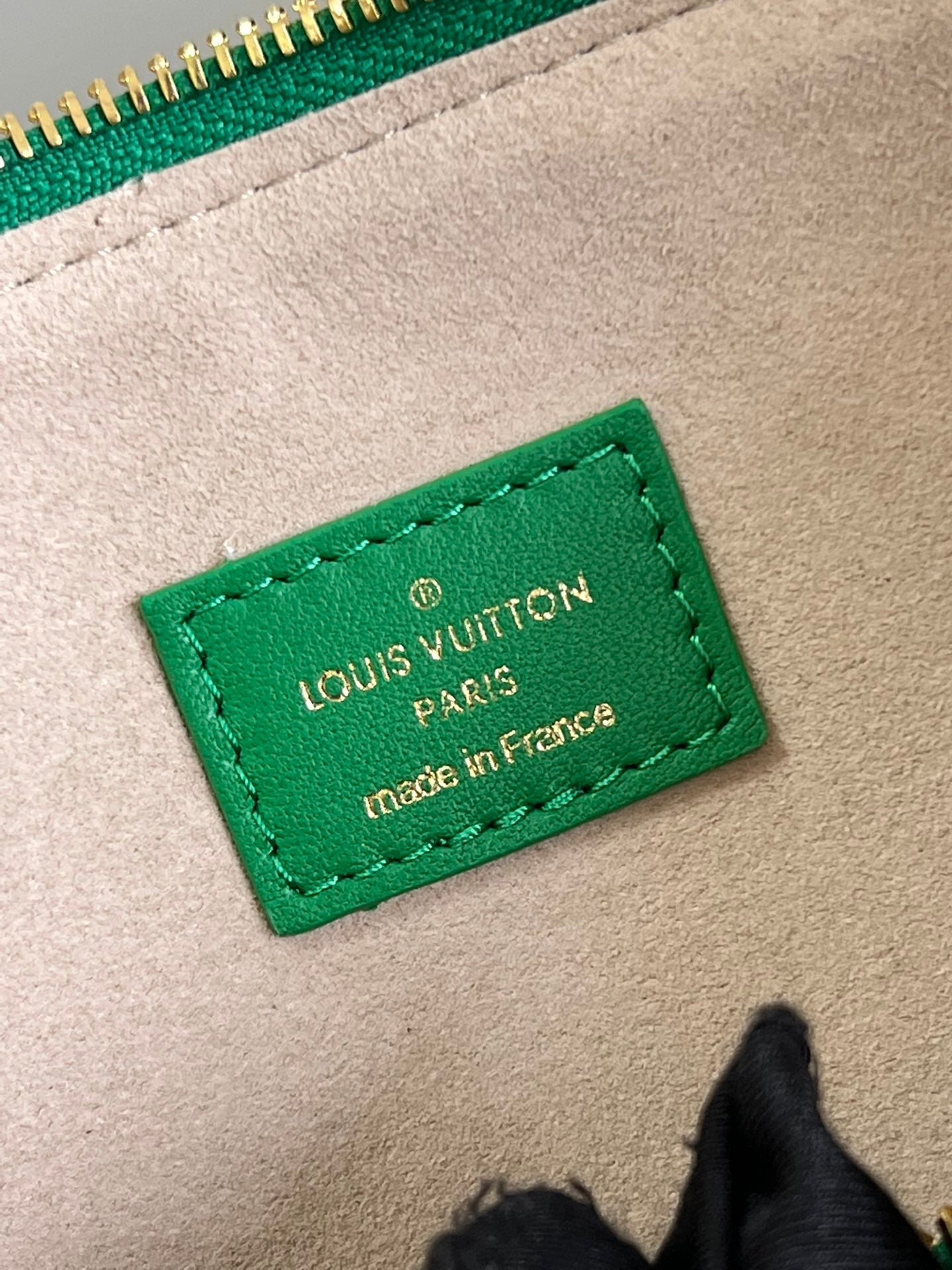 Bolso Coussin PM Louis Vuitton - Imagen 9