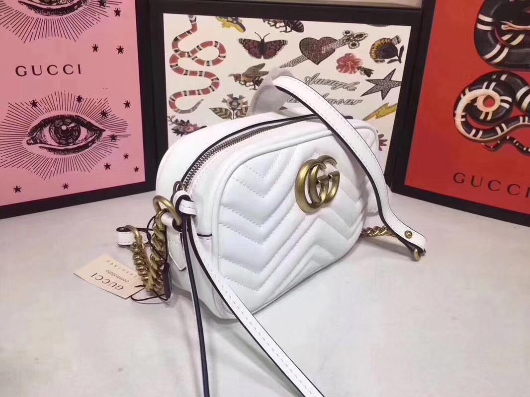Minibolso GG Marmont de Matelassé GUCCI - Imagen 2