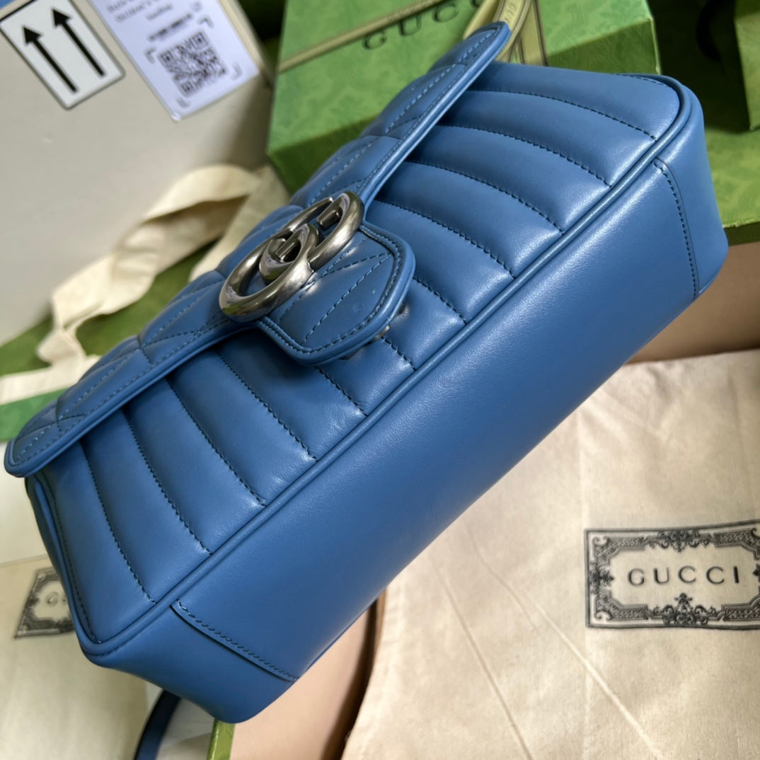Minibolso GG Marmont de matelassé GUCCI - Imagen 3