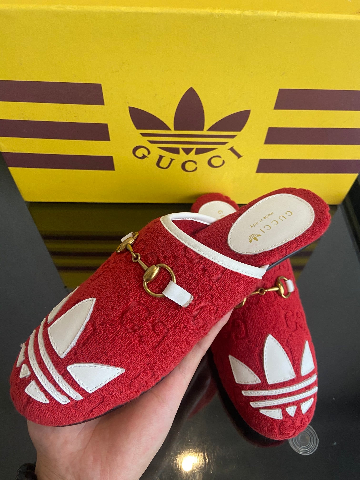 Chancla Adidas x Gucci - Imagen 2