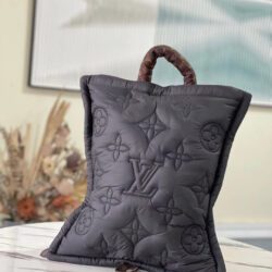 MOCHILA Louis Vuitton