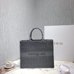 BOOK TOTE DIOR