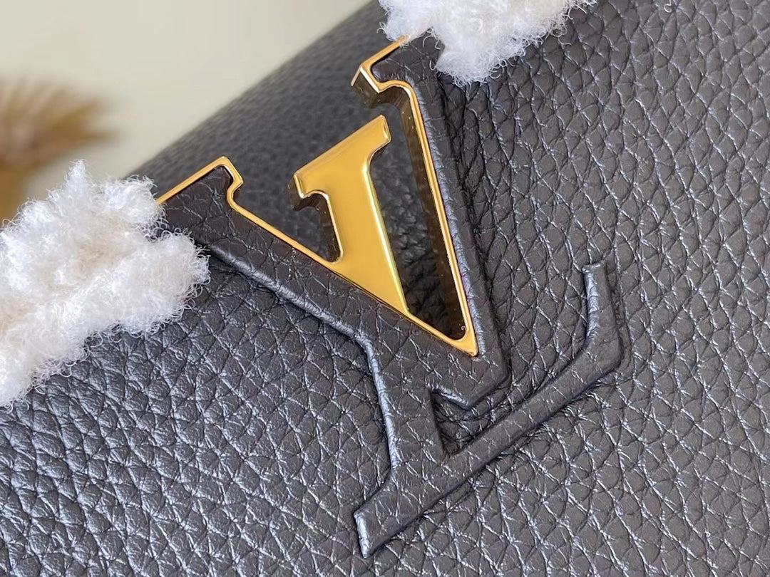 BOLSO CAPUCINES MM Louis Vuitton - Imagen 5