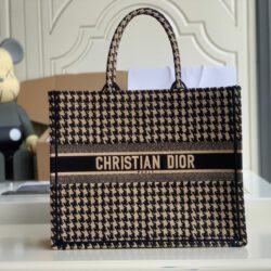 BOOK TOTE DIOR