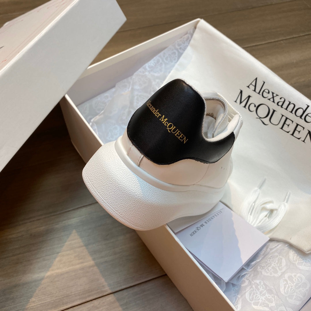 Zapatillas Oversized Alexander McQueen - Imagen 2