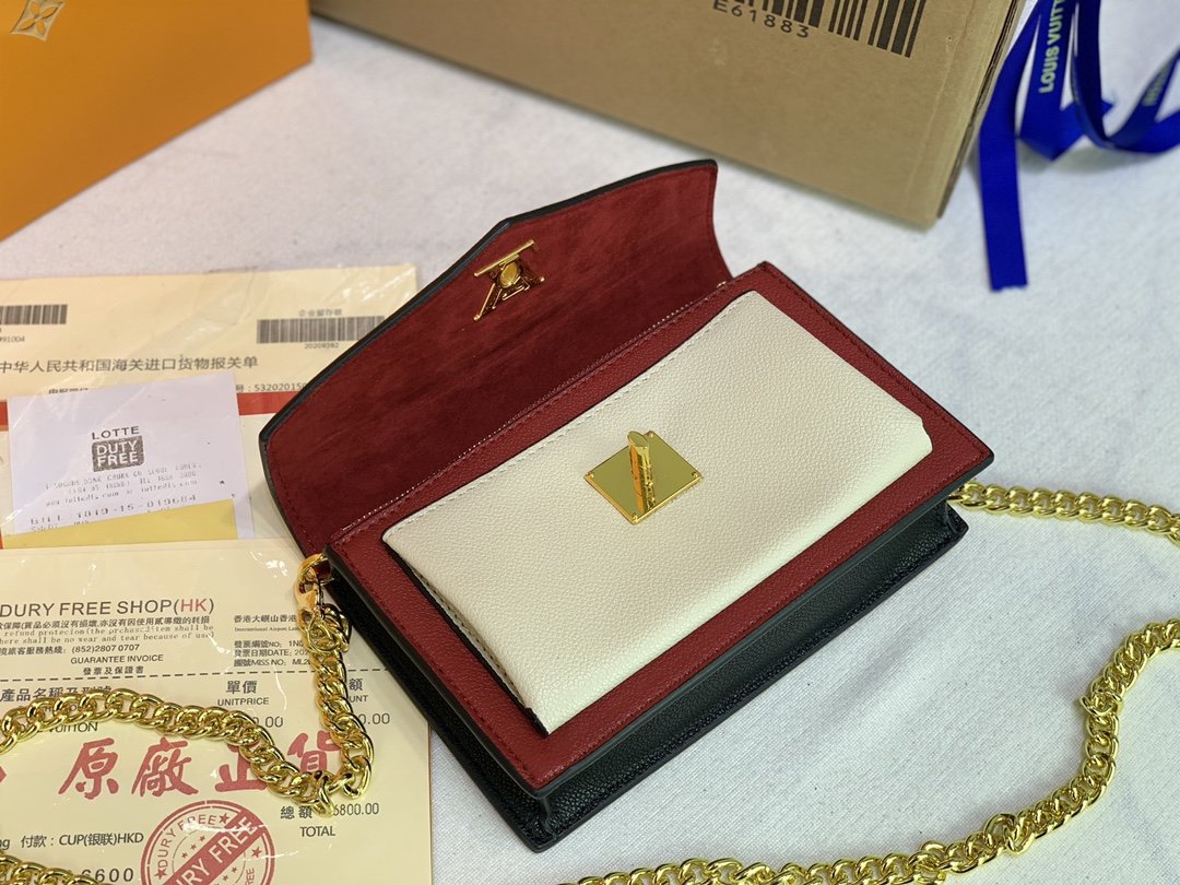 BOLSO MYLOCKME CHAIN LOUIS VUITTON - Imagen 4