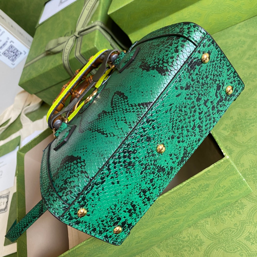 Minibolso tote de pitón Gucci Diana - Imagen 3