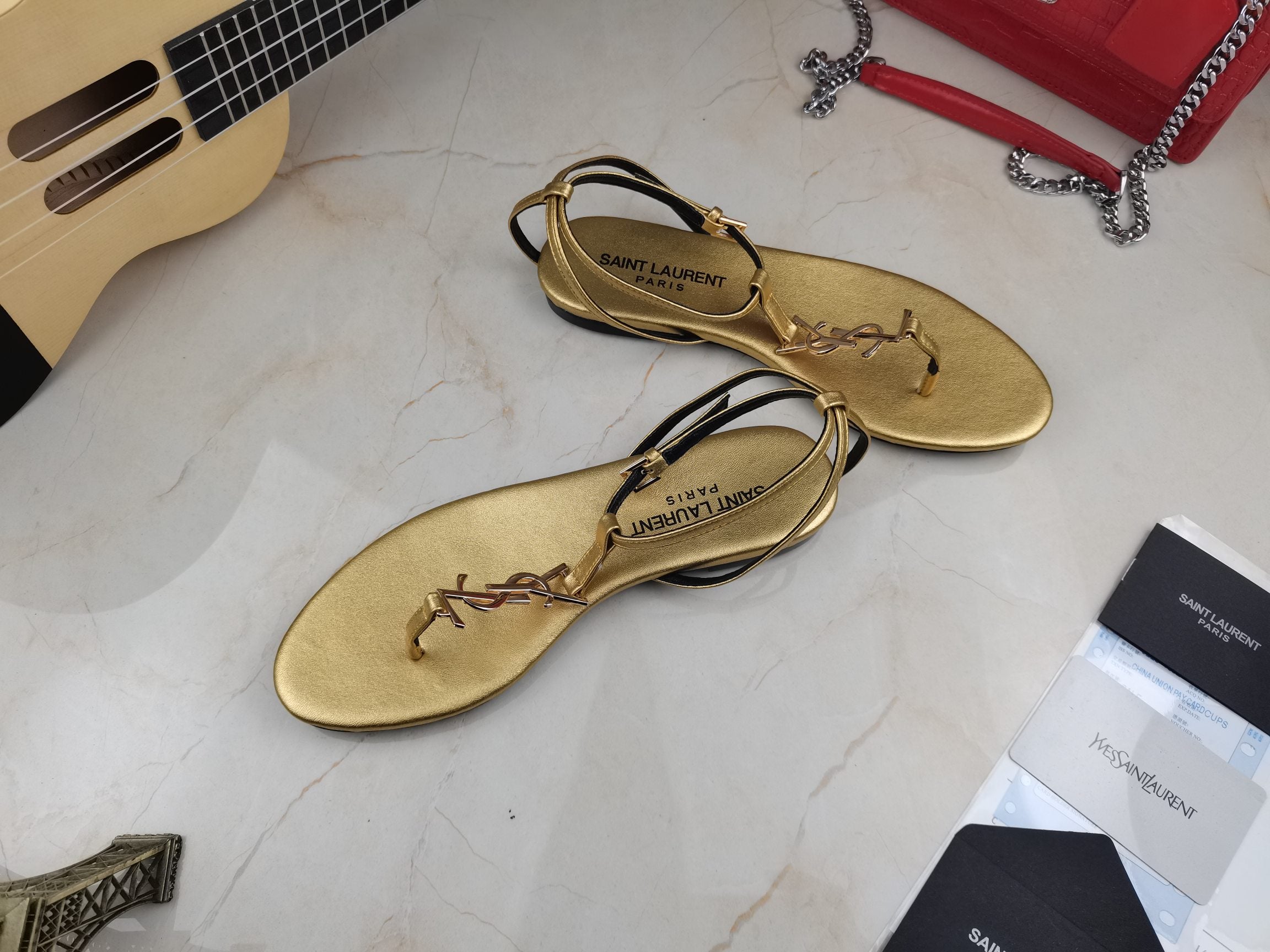 Sandalias Planas Cassandra YSL - Imagen 2