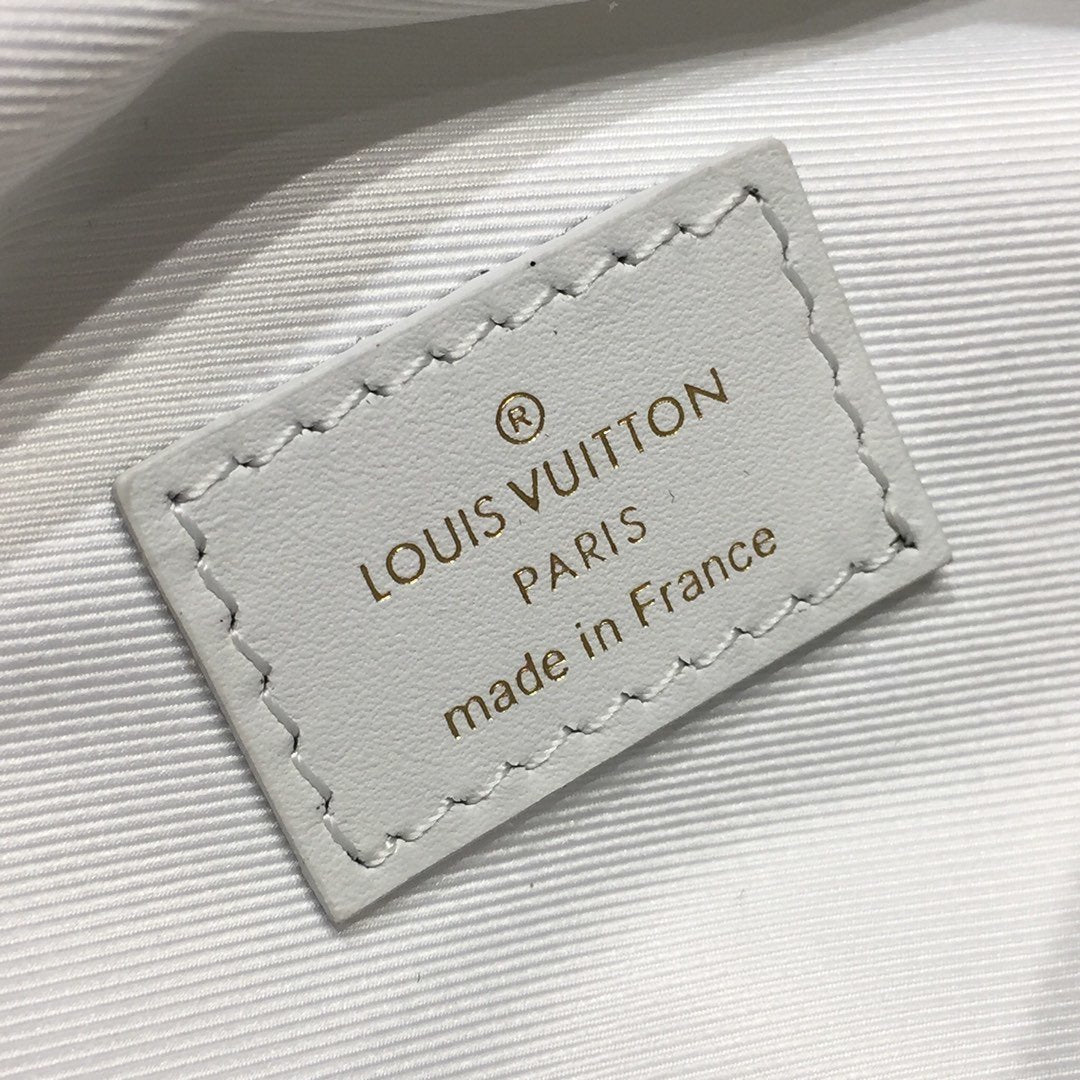 RIÑONERA NEW WAVE Louis Vuitton - Imagen 8