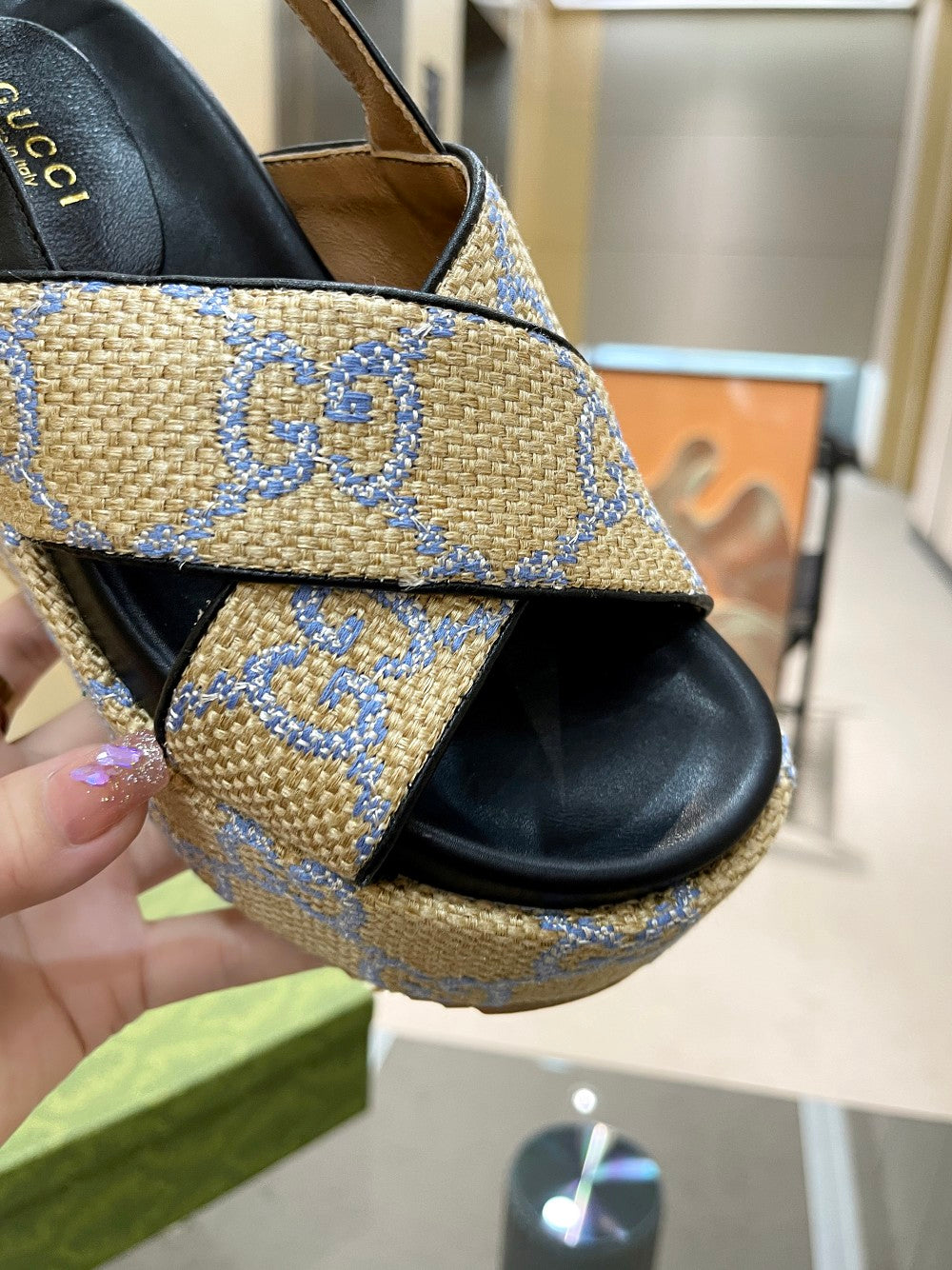 Sandalia con plataforma y GG Gucci - Imagen 6