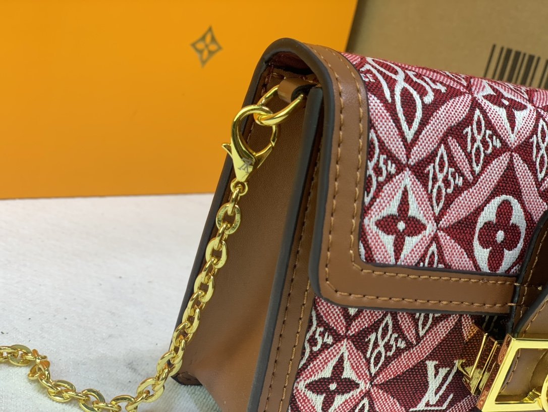 CARTERA DAUPHINE CON CADENA Louis Vuitton - Imagen 7