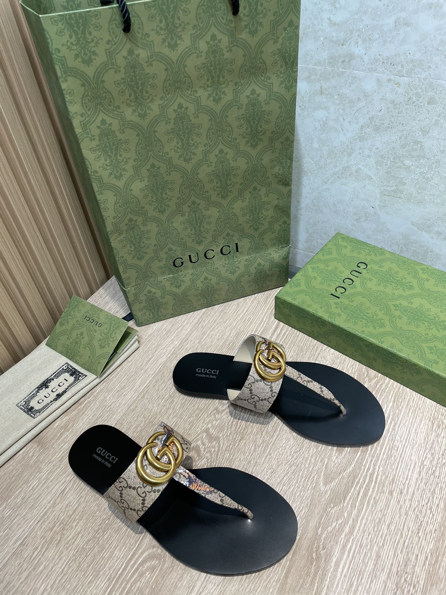 Chancla con Doble G Gucci - Imagen 2