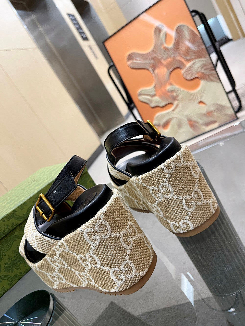 Sandalia con plataforma y GG Gucci - Imagen 8