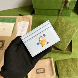 Tarjetero con estampado de Gucci y Bananya