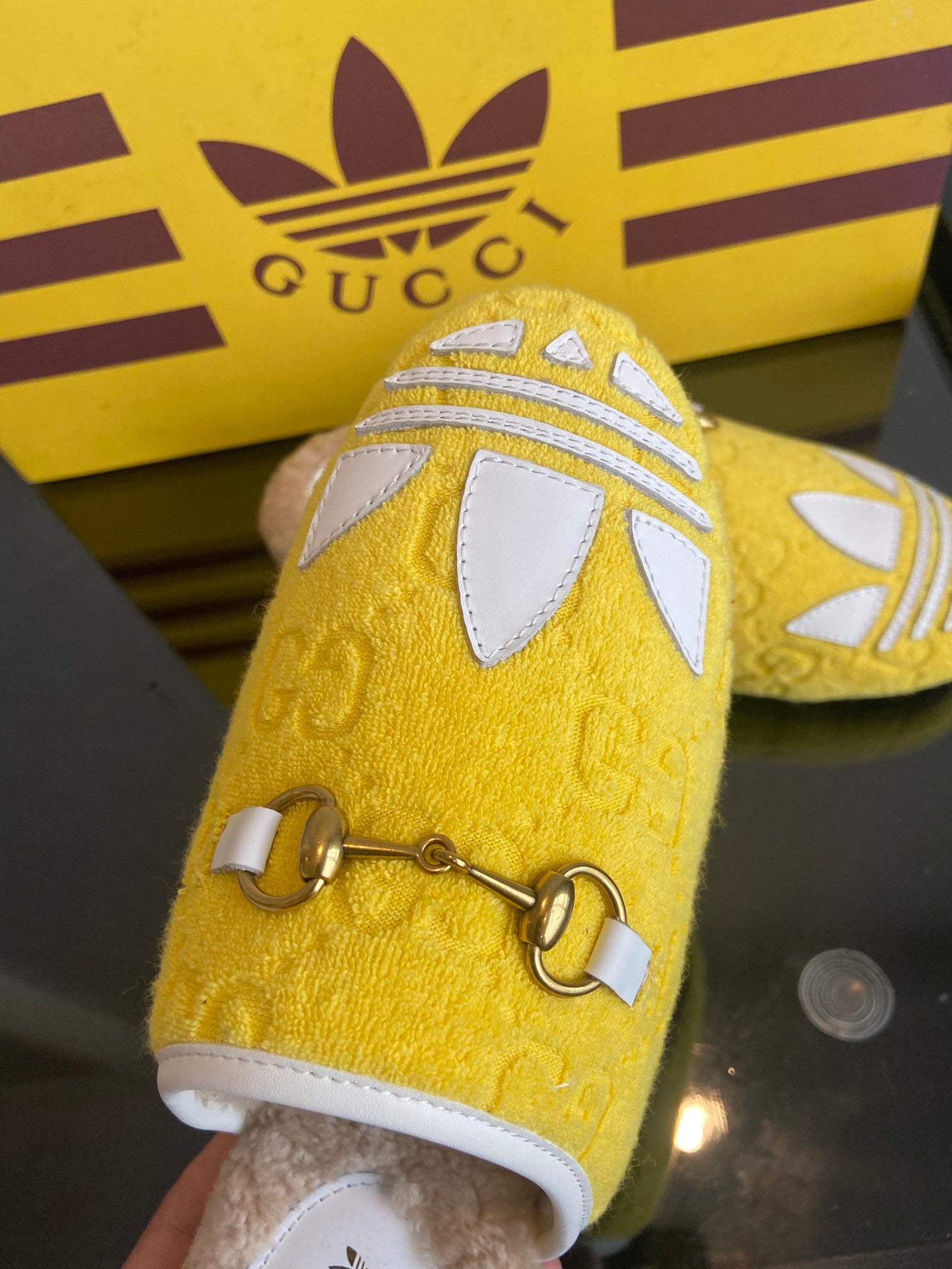 Chancla Adidas x Gucci - Imagen 4