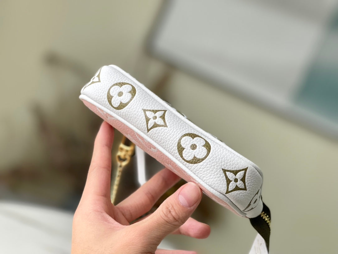 CARTERA DE MANO MINI POCHETTE ACCESSOIRES Louis Vuitton - Imagen 5