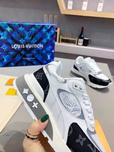 Zapatilla Run Away Louis Vuitton - Imagen 6