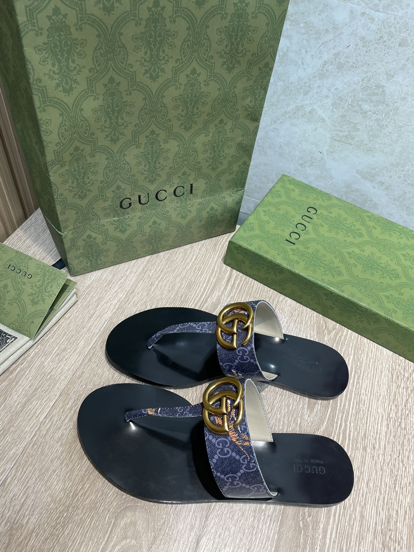 Chancla con Doble G Gucci - Imagen 5