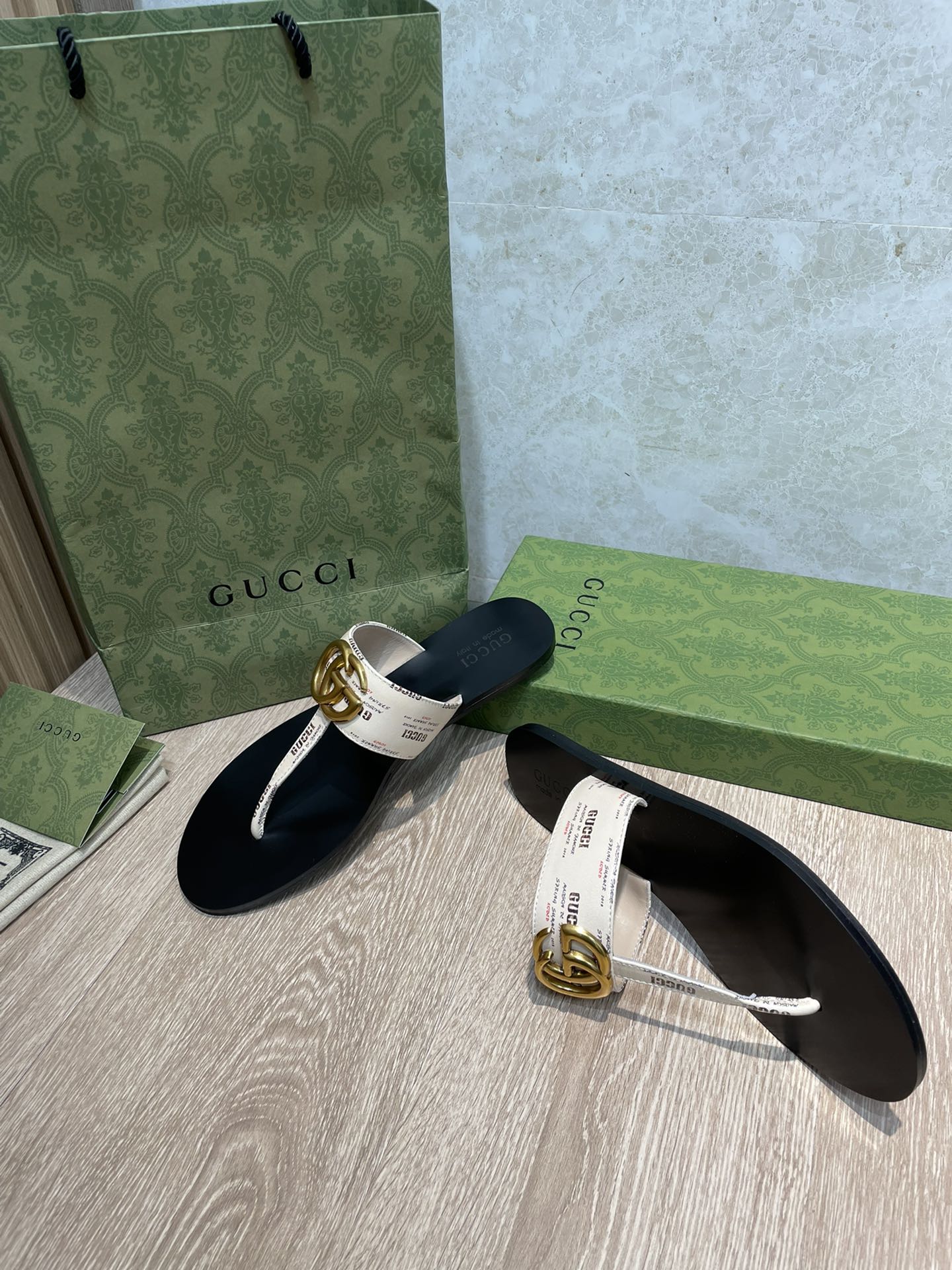 Chancla con Doble G Gucci - Imagen 9