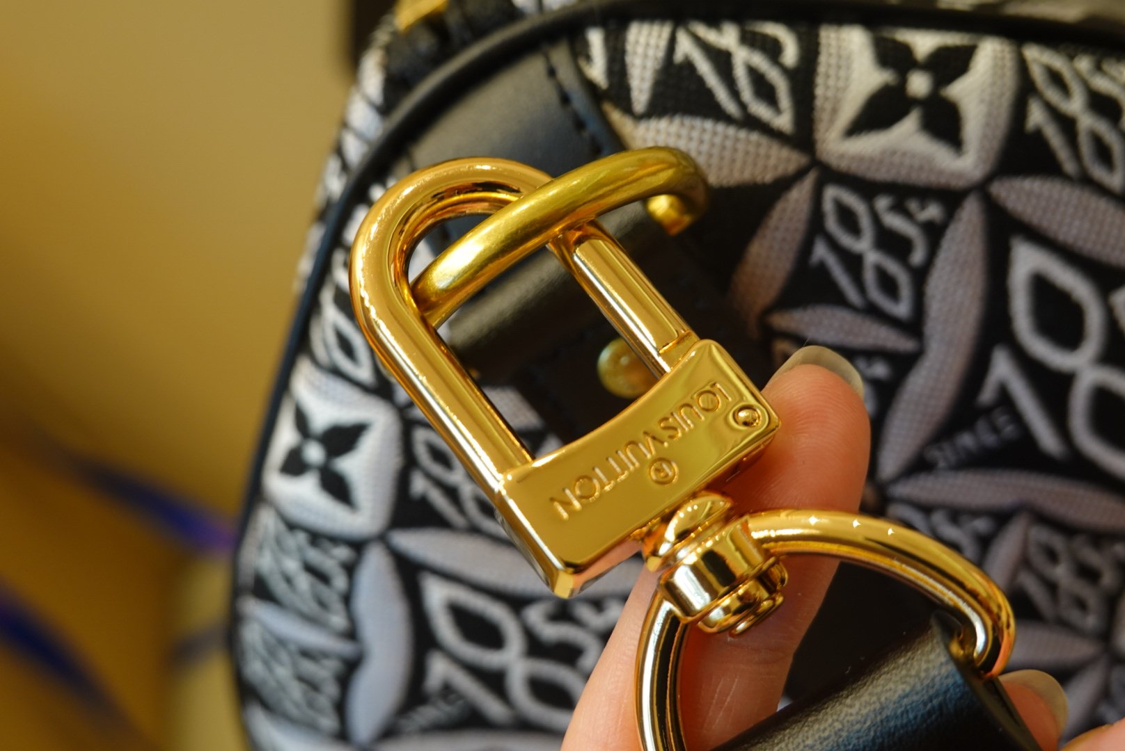 BOLSO KEEPALL SINCE 1854 KEEPALL BANDOULIÈRE 45 Louis Vuitton - Imagen 8
