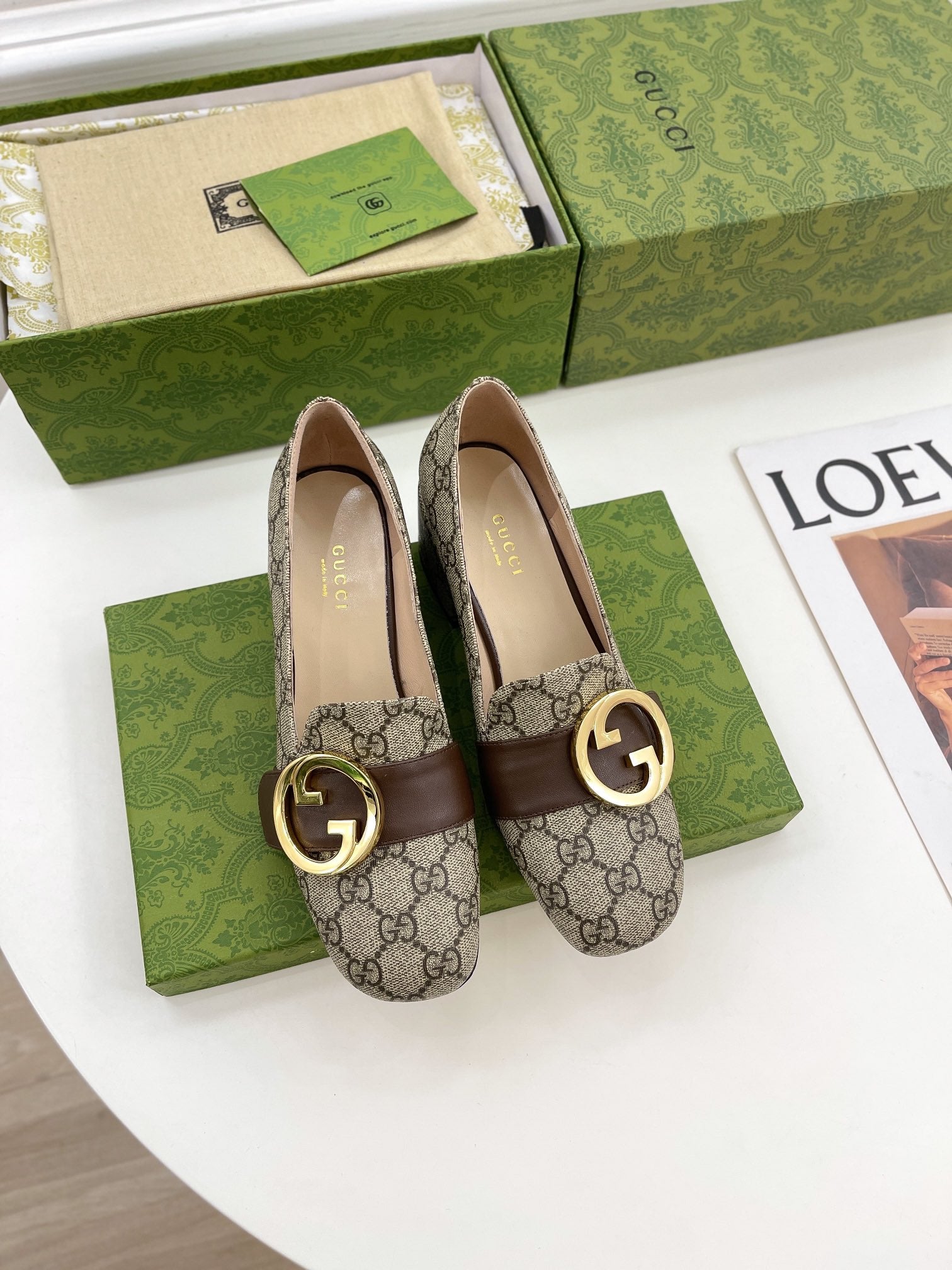 Zapato de salón Gucci Blondie de tacón medio - Imagen 4
