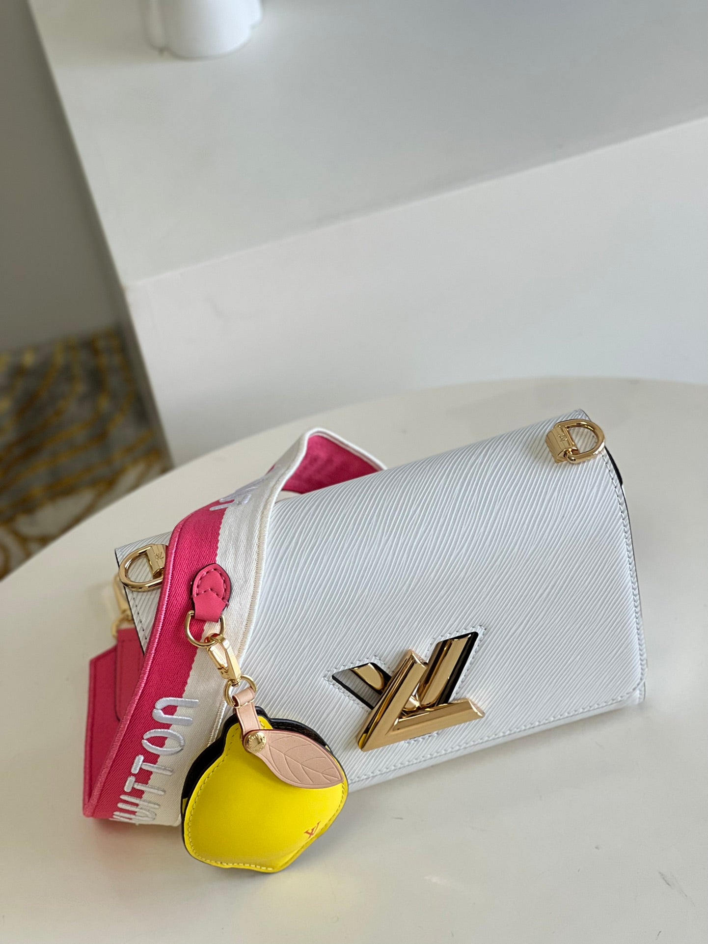 Bolso Twist MM Louis Vuitton - Imagen 3