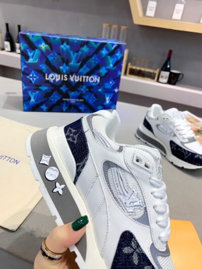 Zapatilla Run Away Louis Vuitton - Imagen 5