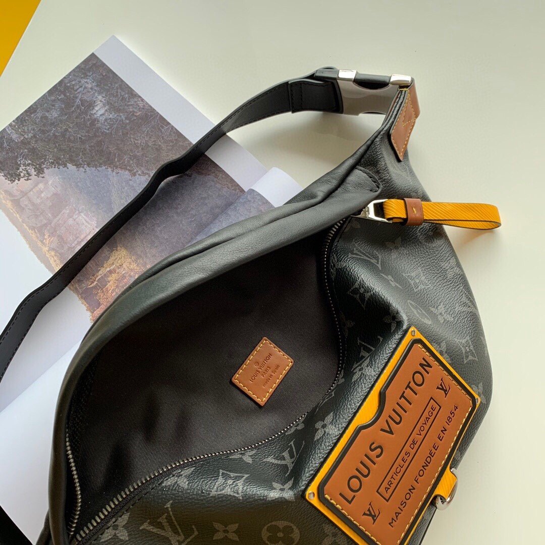 RIÑONERA DISCOVERY Louis Vuitton - Imagen 5