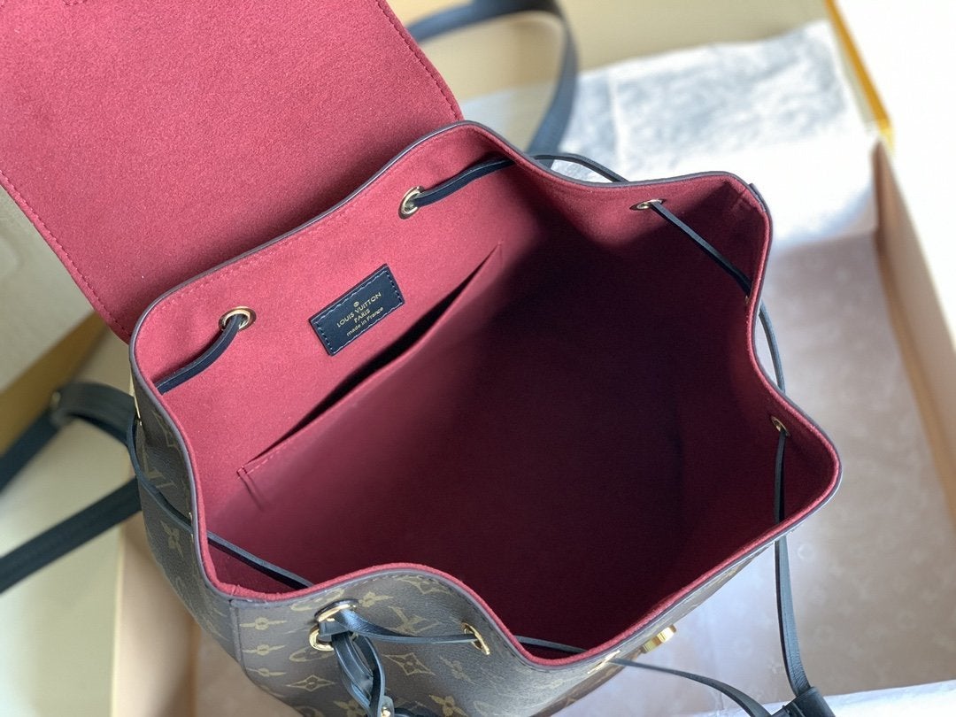 MOCHILA MONTSOURIS PM Louis Vuitton - Imagen 8