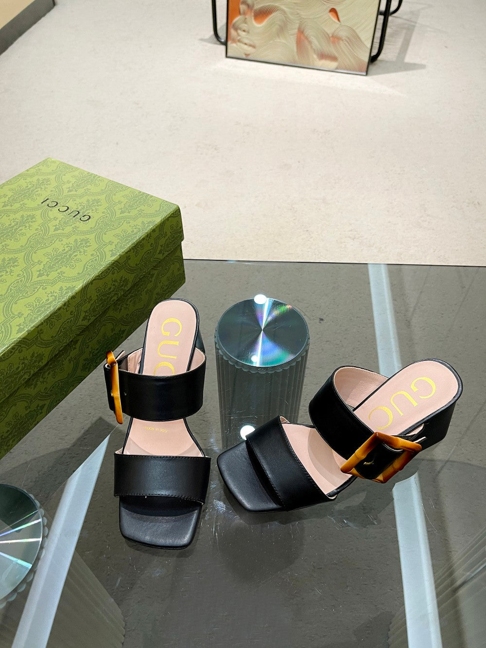 Sandalia con hebilla de bambĂș GUCCI - Imagen 3