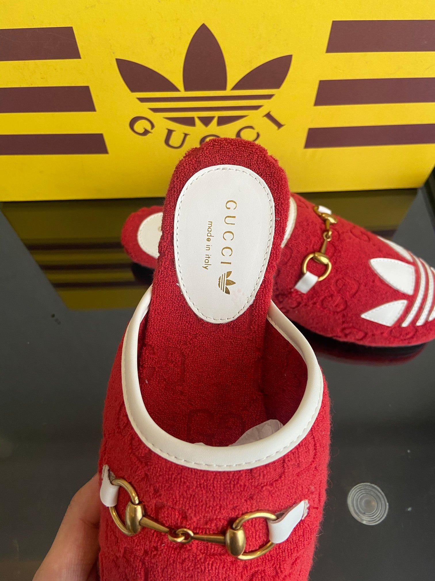 Chancla Adidas x Gucci - Imagen 3