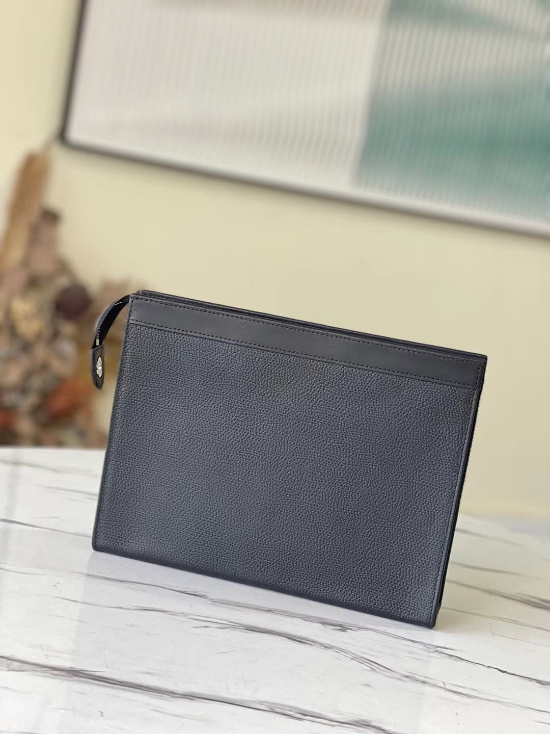 CARTERA DE MANO POCHETTE VOYAGE MM Louis Vuitton - Imagen 3