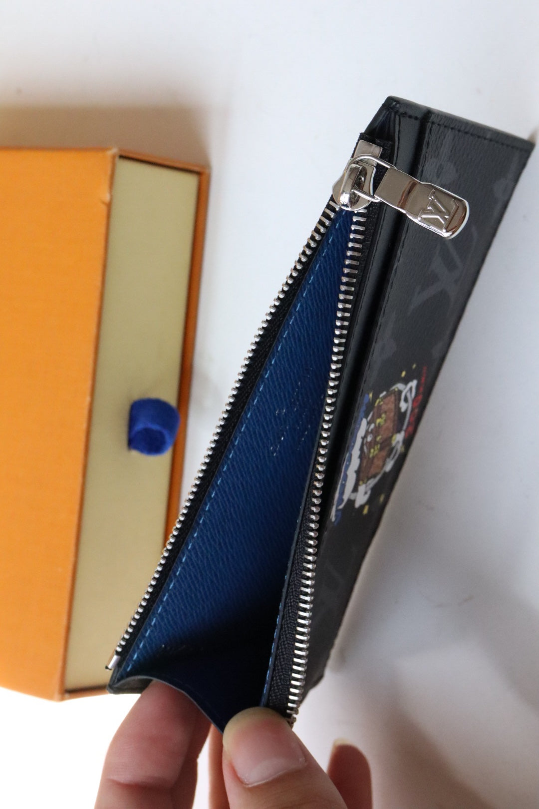 TARJETERO CON CREMALLERA Louis Vuitton - Imagen 8