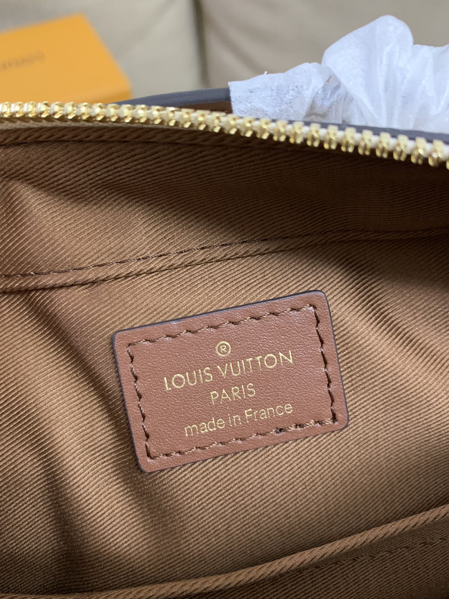 BOLSO SAINTONGE Louis Vuitton - Imagen 7