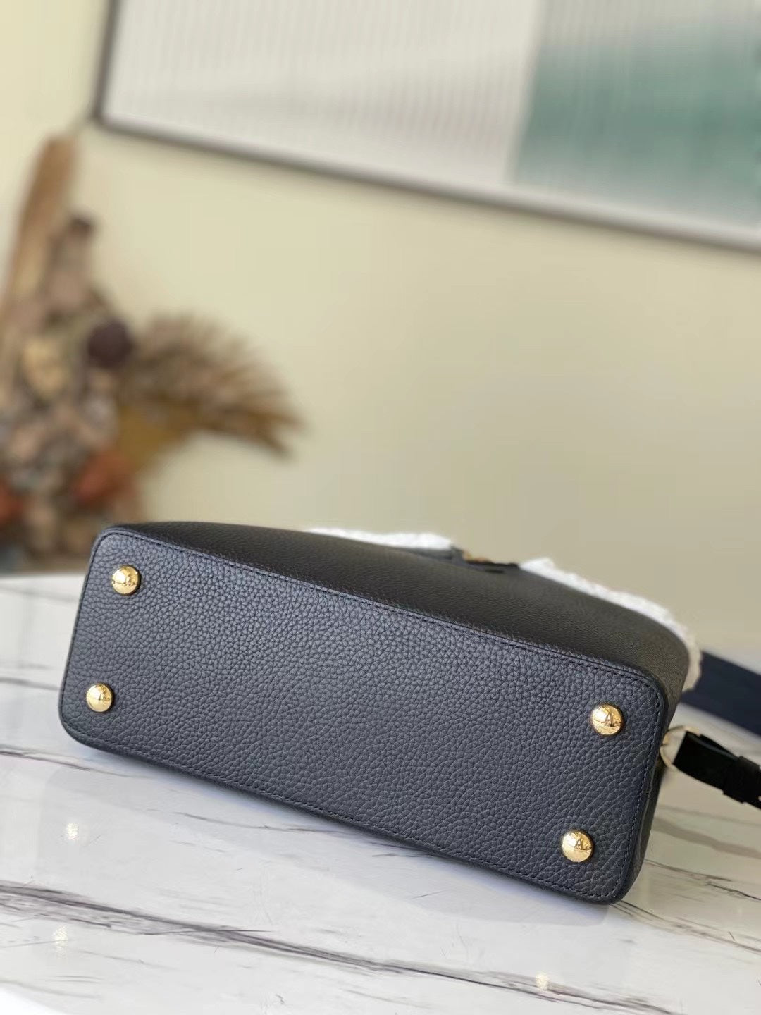 BOLSO CAPUCINES MM Louis Vuitton - Imagen 4